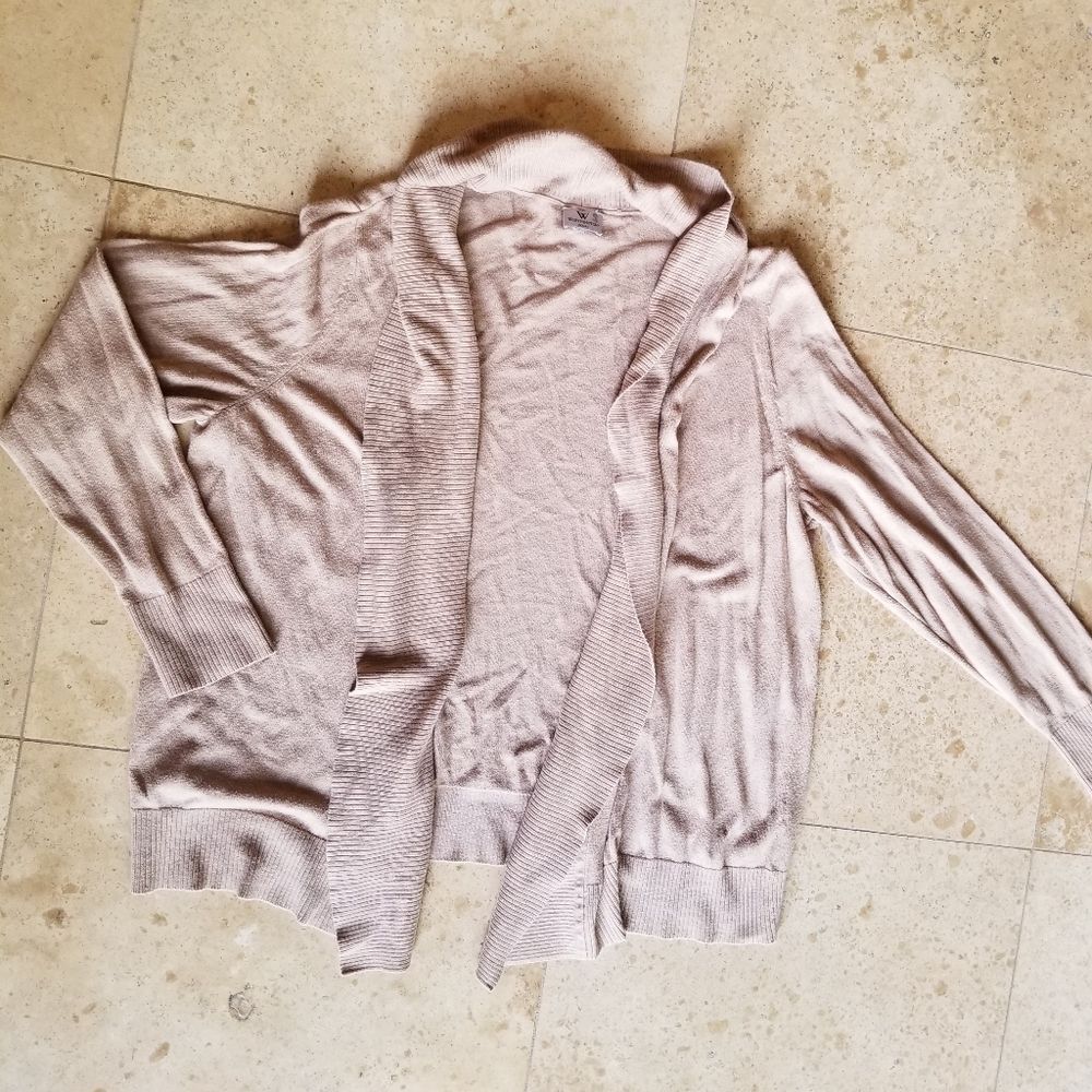 Tan light weight Cardigan that drapes on the front opening (S)